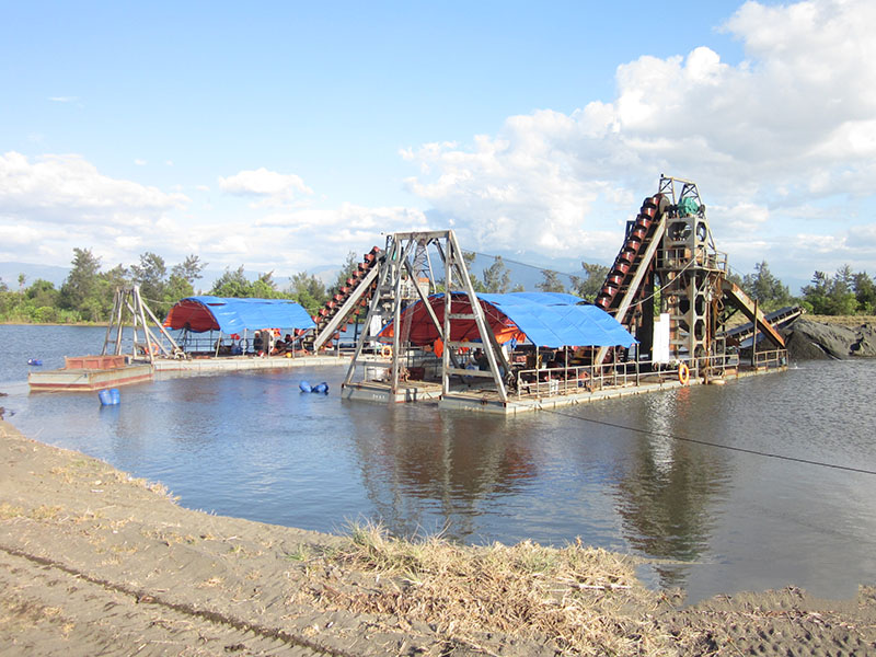 挖沙船為保證操作安全，嚴禁注意以下三項